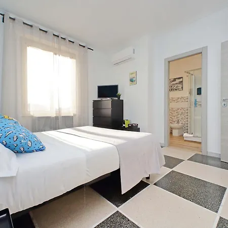 The Blue Room Rome